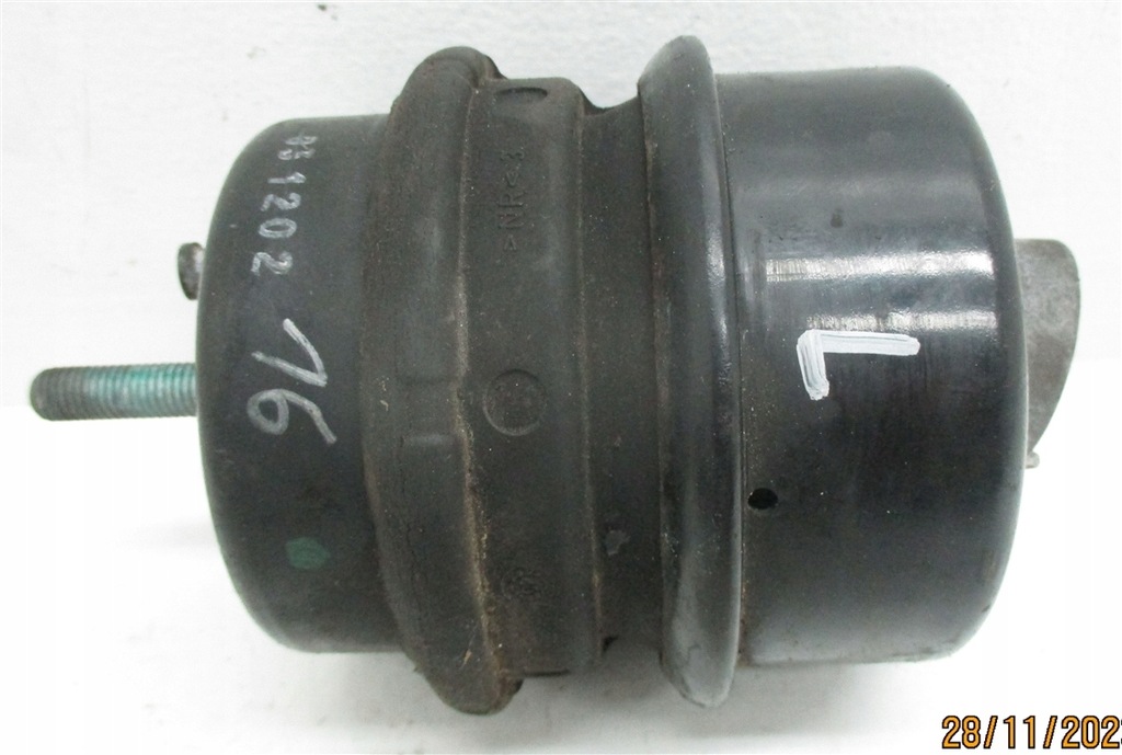 фото №5, Подушка двигателя vw phaeton 3d 3.2 v6 3d0199381d