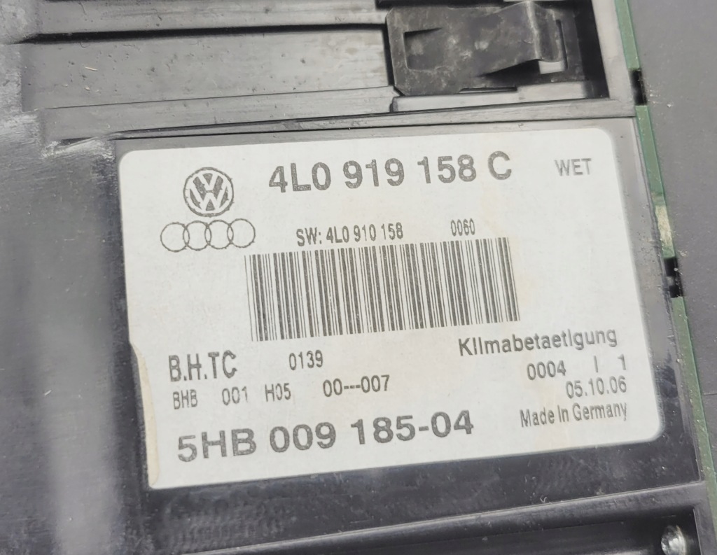 фото №7, Audi q7 i 4l панель обдув кондиционера задний задняя 4l0919158c