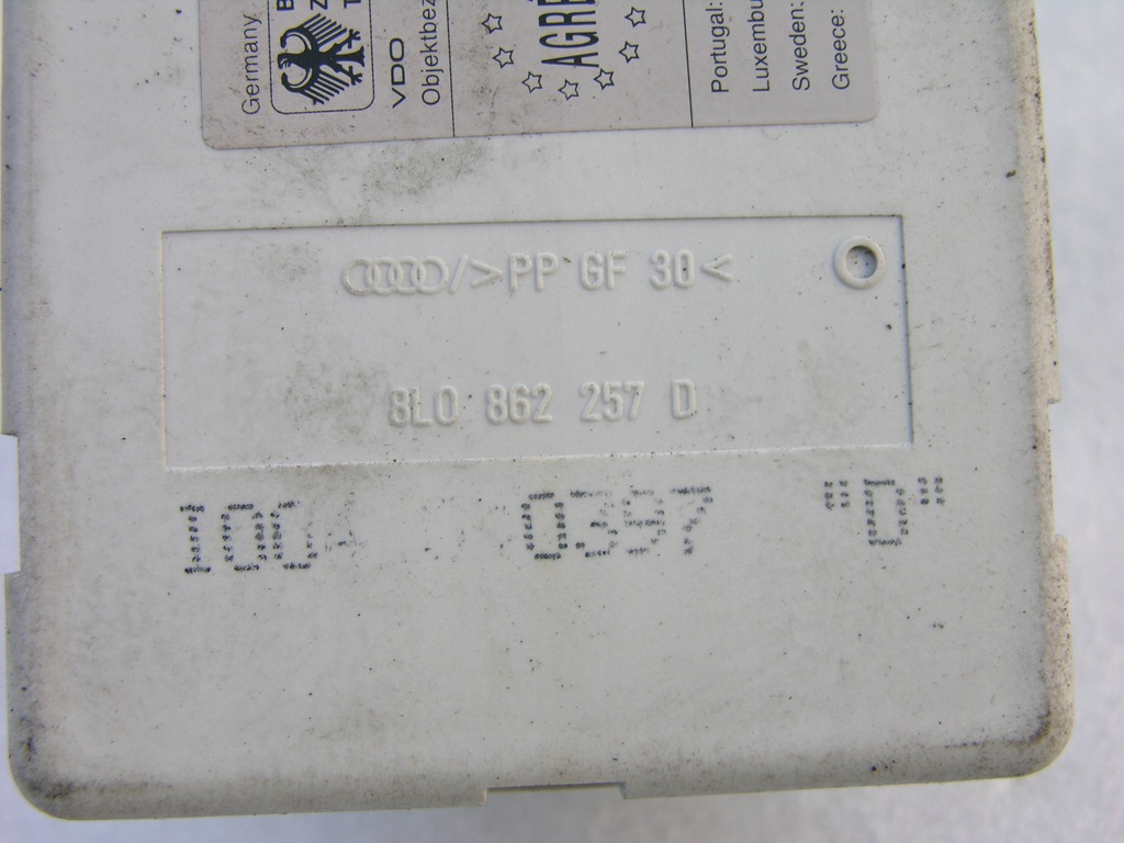 фото №9, Помпа центрального замка audi a3 a4 a6 8l0862257d