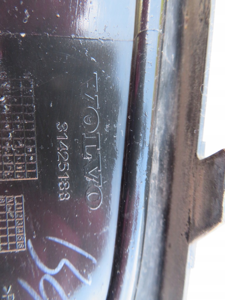 фото №8, Volvo 31425188 xc60 левая решётка w бампер передний