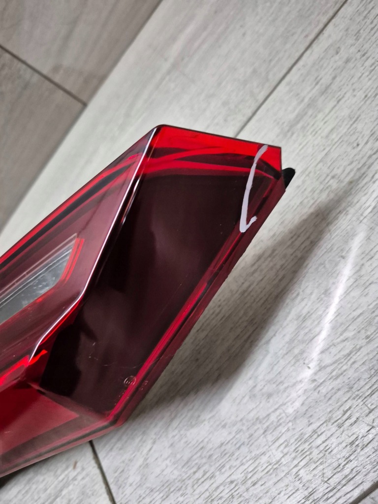 13196. bmw x1 u11 лампа крышка багажника левая h7946535309 Недорого