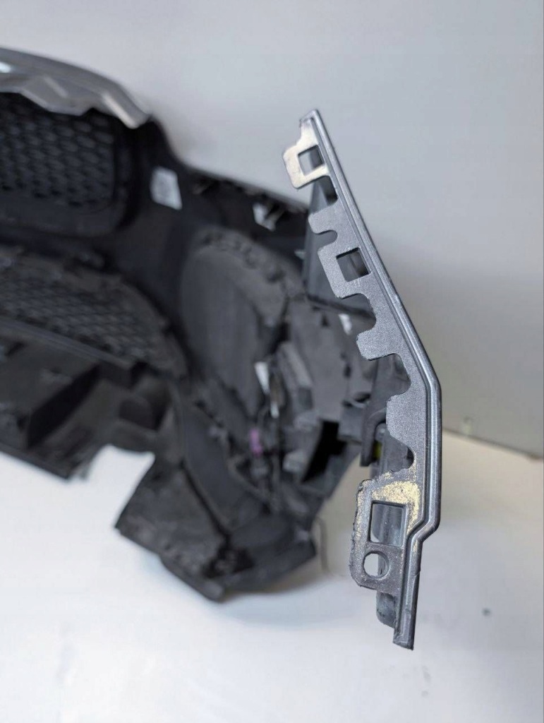 фото №13, Бампер передній kompletny jaguar e-pace x540 4pdc