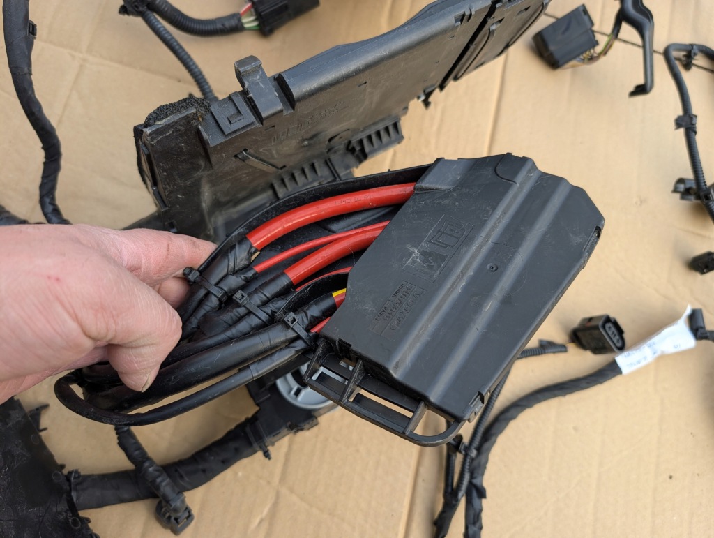 фото №7, Volvo xc90 ii 9401966 жгут электропроводка отсек двигателя