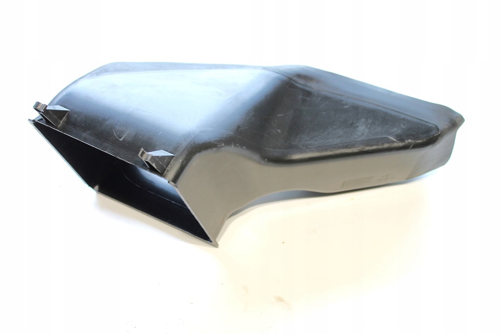 фото №1, Audi a3 8p впуск повітря канал 8p0121333 лівий