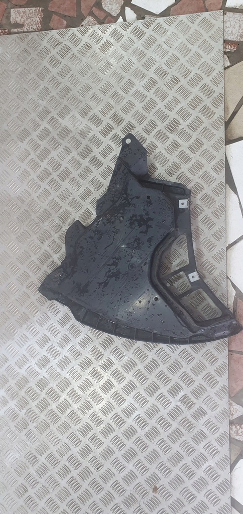 фото №1, Mercedes s classa w223 защита подкрылок правая a2235200600