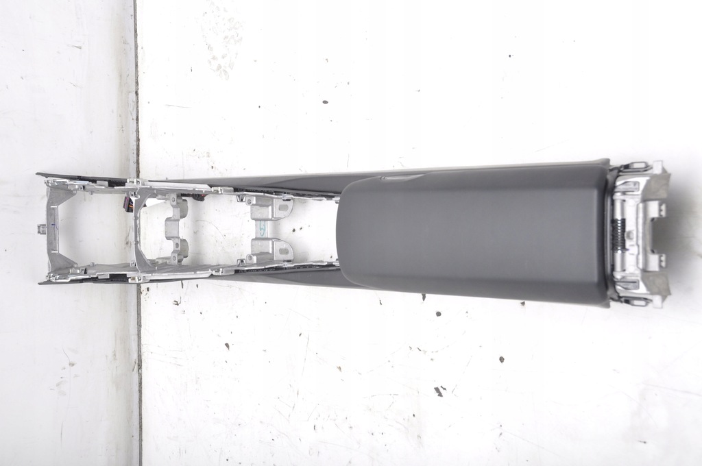 фото №11, Porsche 911 991 50th anniversary edition перехідник салону сидіння