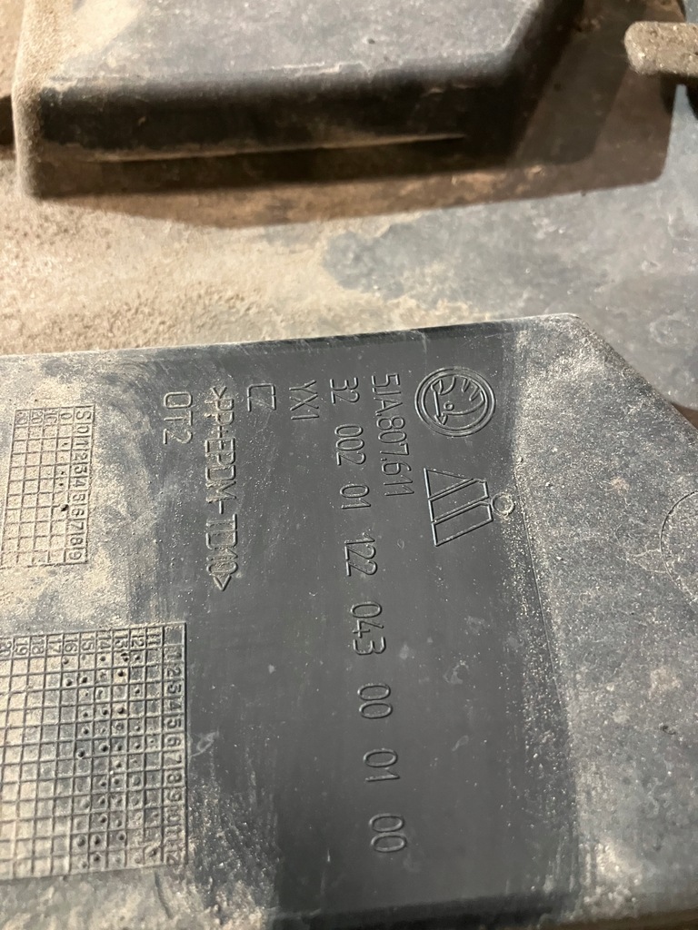 фото №11, Бампер перед передний lf7y skoda rapid 5ja807221b