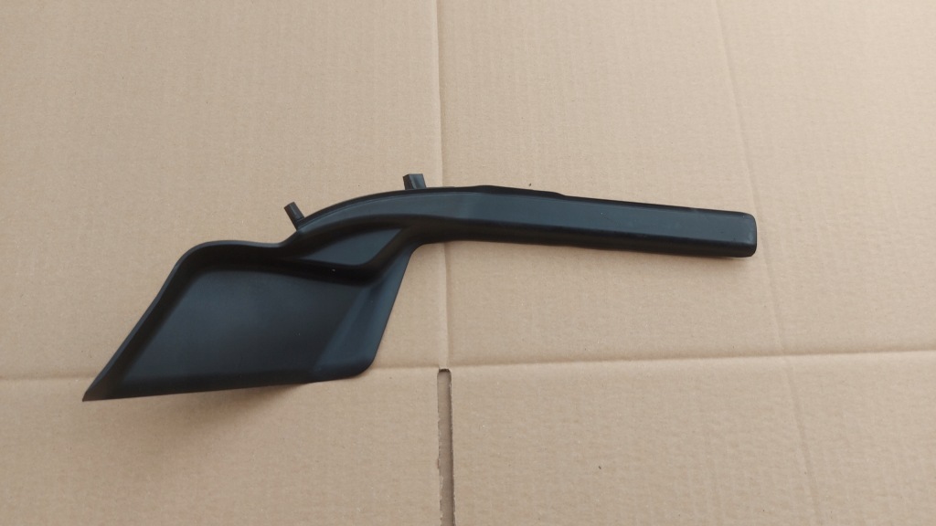 фото №1, Заглушка жабо права toyota rav4 v 18-