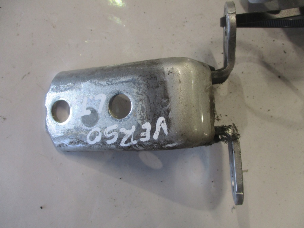 фото №3, Петля петлі двері задня задній лівий комплект toyota verso 09-12 1f7