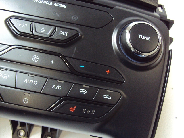 фото №4, Панель керування радіо ranger wildtrak 3.2 tdci fl