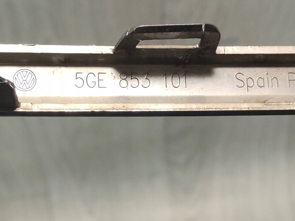 Vw golf viii 8 молдинг хром бампера перед 5ge853101 Ціна