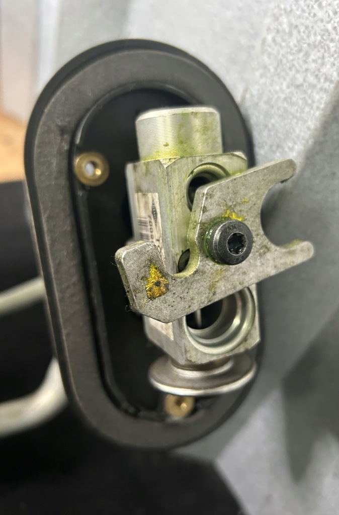 Випарник кондиціонера daf xf behr m1544005 в Україні