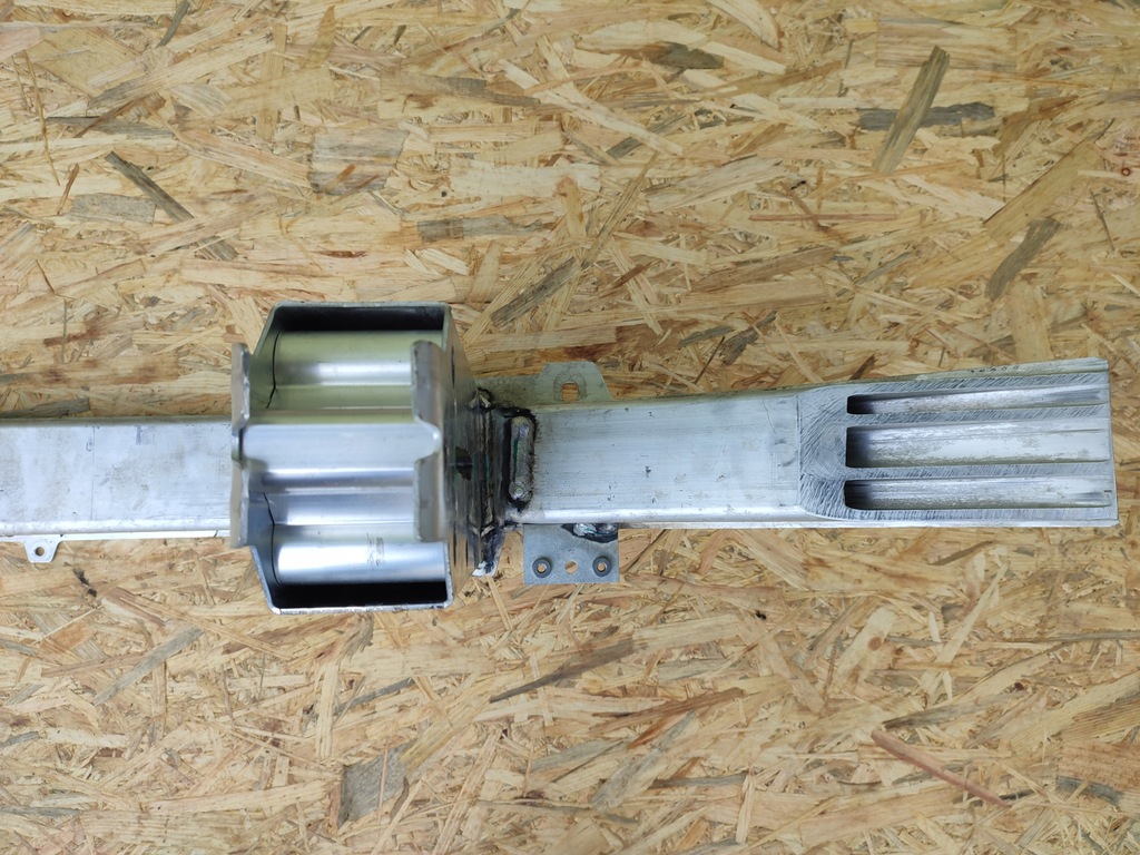 фото №9, Bmw 7 g70 балка перед оригинал 22-24 rok