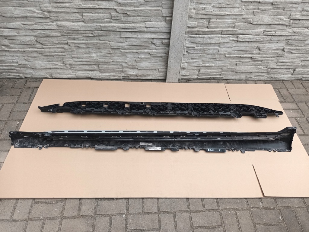 Подножка порог правый mercedes eqe suv a294 w294 в Украине
