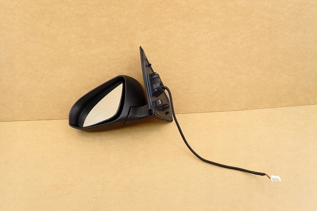 Toyota aygo x 22- зеркало электрический чёрные 5 pin левая lh оригинальный номер в Украине