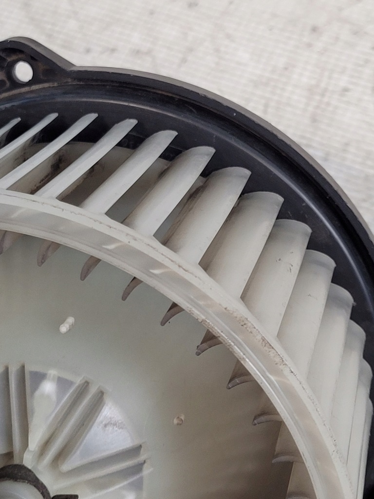 фото №9, Вентилятор повітродувка обдув bosch оригінальний номер 0160700260 volvo v40 i 1 99r 1.6b