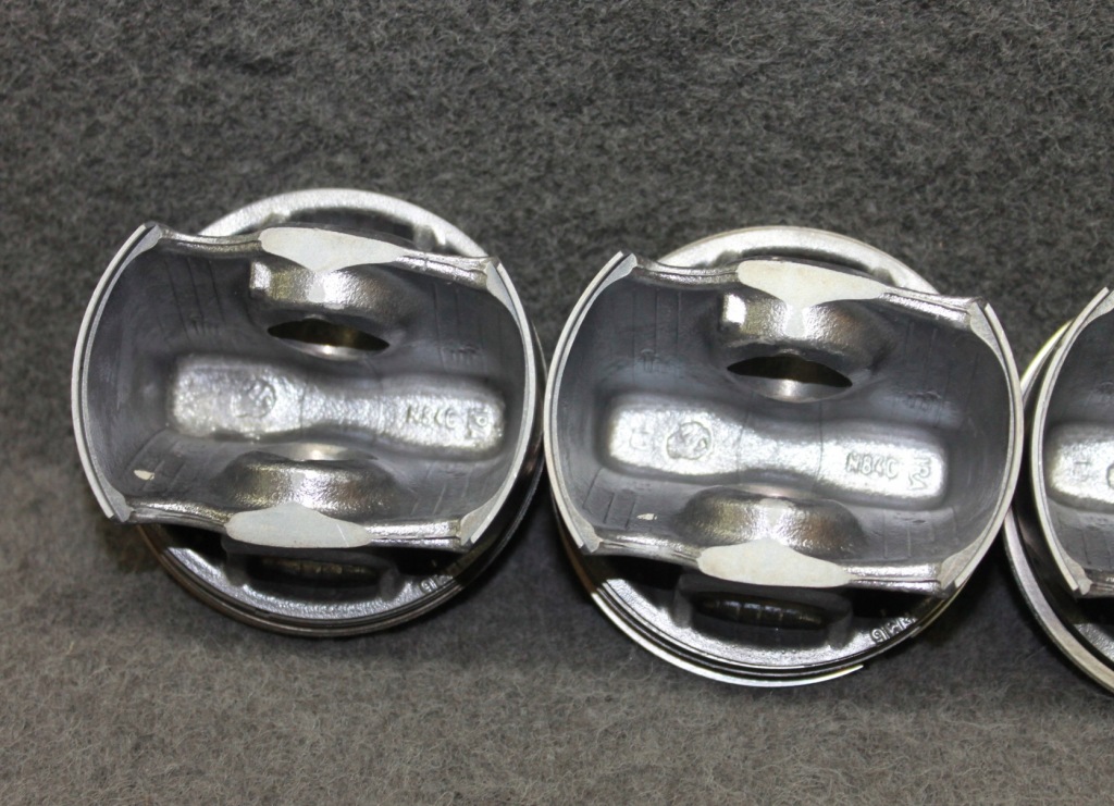 Bmw g30 g11 g14 g15 x5 g05 x6 g06 x7 g07 4.0i b58b30c поршень - 8681079 Оригинал