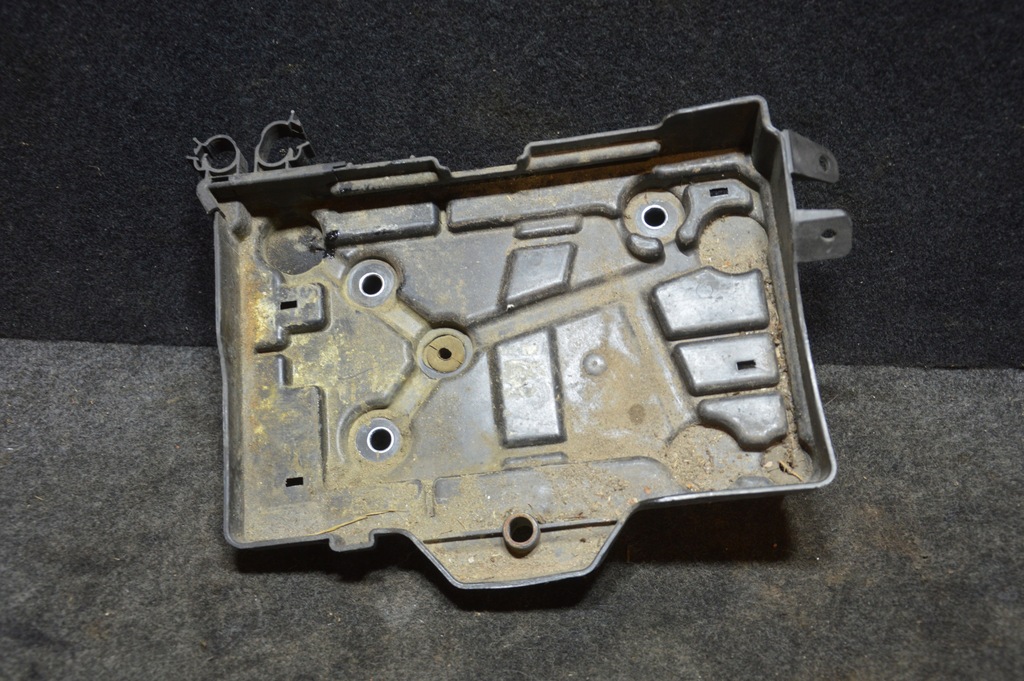 фото №1, Alfa romeo giulietta основание аккумулятор 51828595