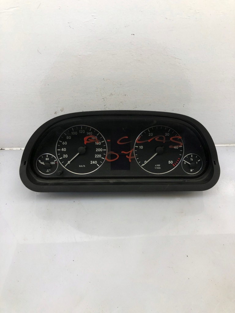 фото №1, Счетчик приборная панель a-klasa mercedes