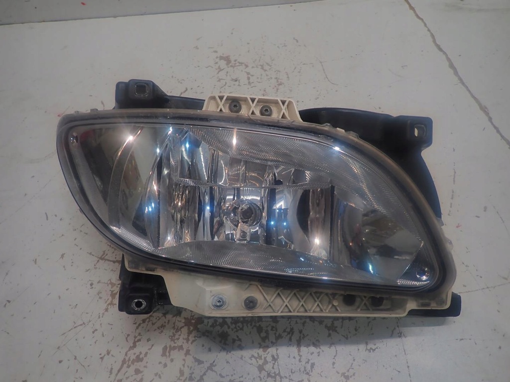 фото №1, Противотуманная фара правый daf xf 106