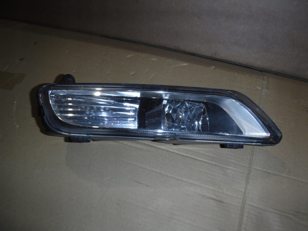 фото №1, Противотуманная фара перед vw passat b7 левый 176624-01