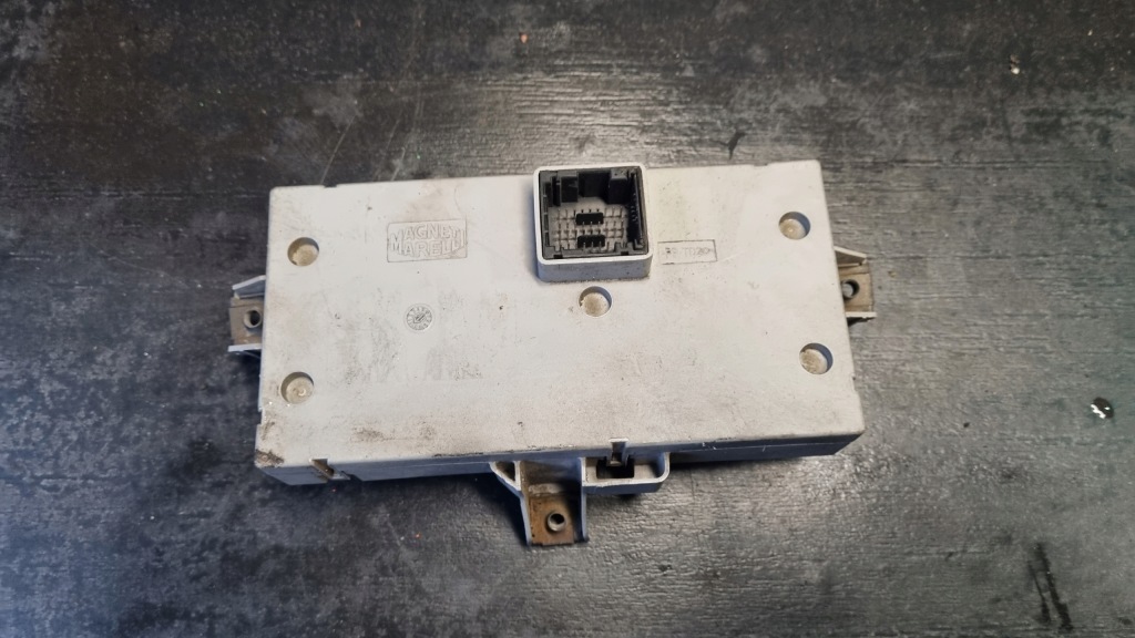 Iveco daily iv 06-12 модуль комфорта bsi 69502289 503440070208 Недорого