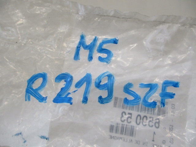 фото №9, Citroen c8 koszyszek датчика парковки бампера задняя средний новый 659053