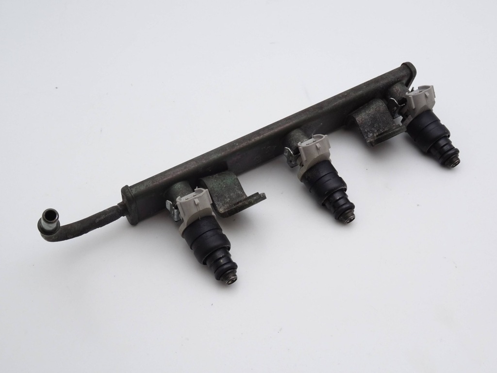 фото №1, Молдинг упорскування інжектор mitsubishi colt vi 1.1 mr988977 nr30