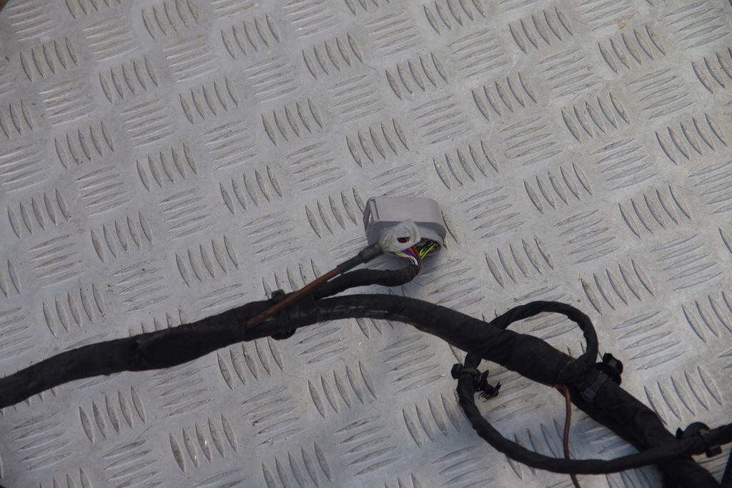 фото №10, Электропроводка жгут трубопровод vw amarok lift 3.0 tdi