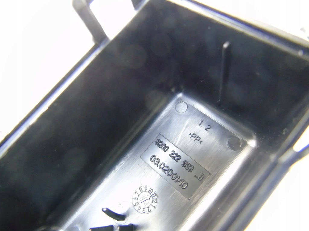 фото №4, Коробка реле renault clio iv 8200222933