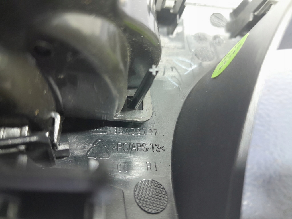 Opel astra k решётка обдув левая 13377234 с Разборки