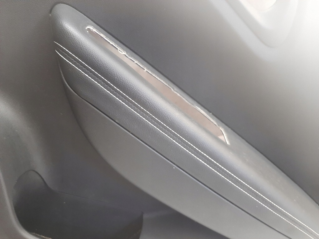 фото №2, Обивка правый задняя обшивка renault kadjar lift