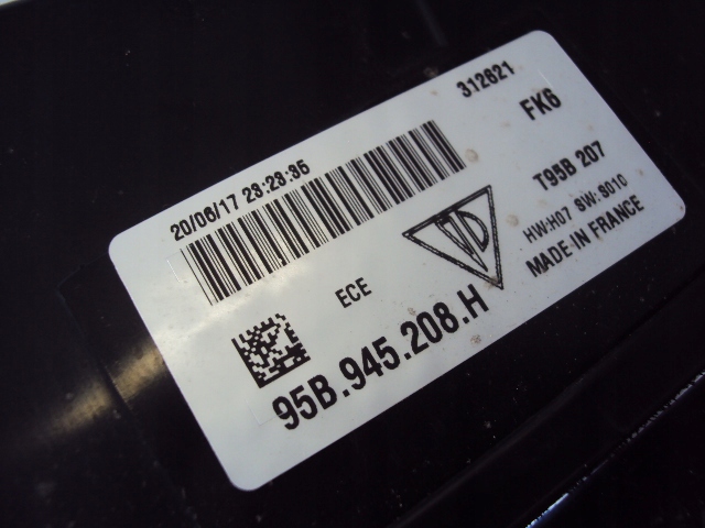 фото №9, Накладка крышки задняя led porsche macan lift 2018-