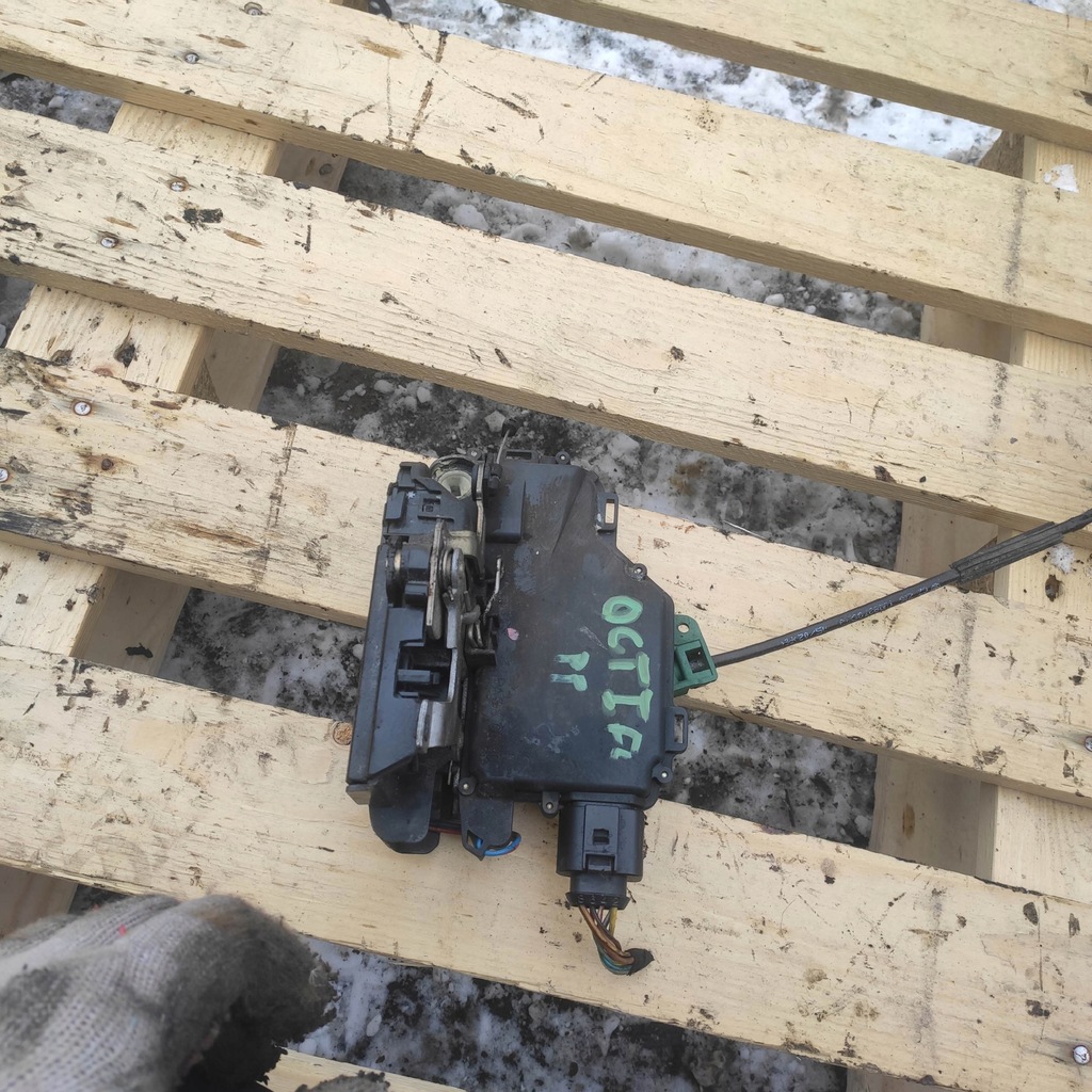 фото №4, Замок левый перед skoda octavia i 1 fl