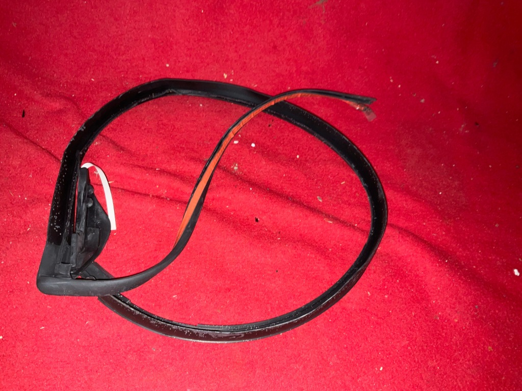 фото №1, Porsche panamera 970 97053655504 прокладка двері ліва задня nowa оригінальний номер