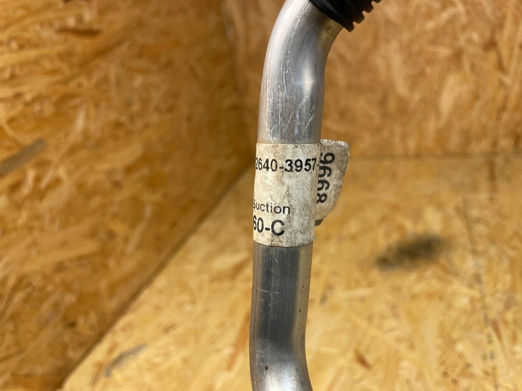 фото №15, Wąż трубка шланг кондиціонера toyota hilux viii 88704-0kf60 2.4d 2015-