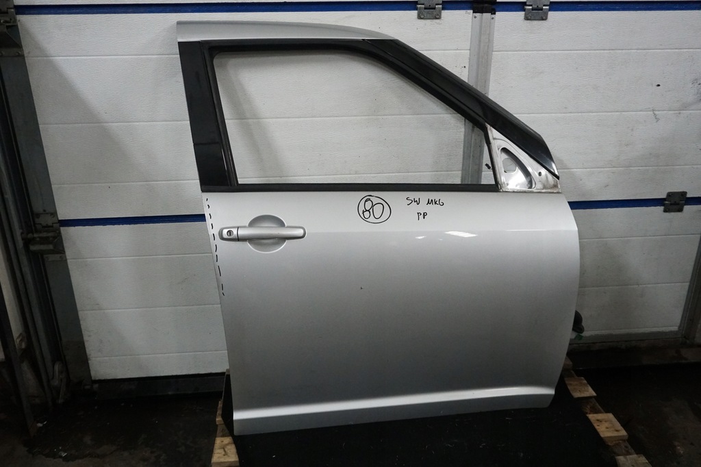 фото №1, Suzuki swift iii mk6 дверь правое передние zcc