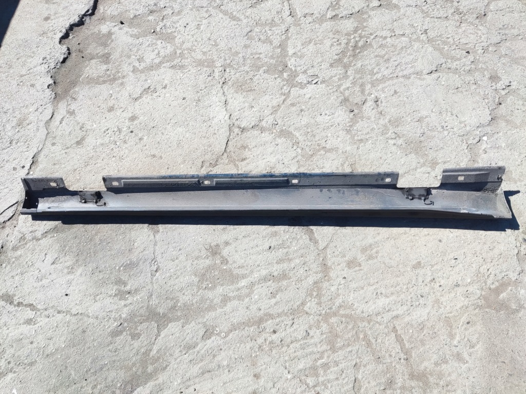 фото №11, Mercedes a klasa w176 молдинг поріг ліва amg 191