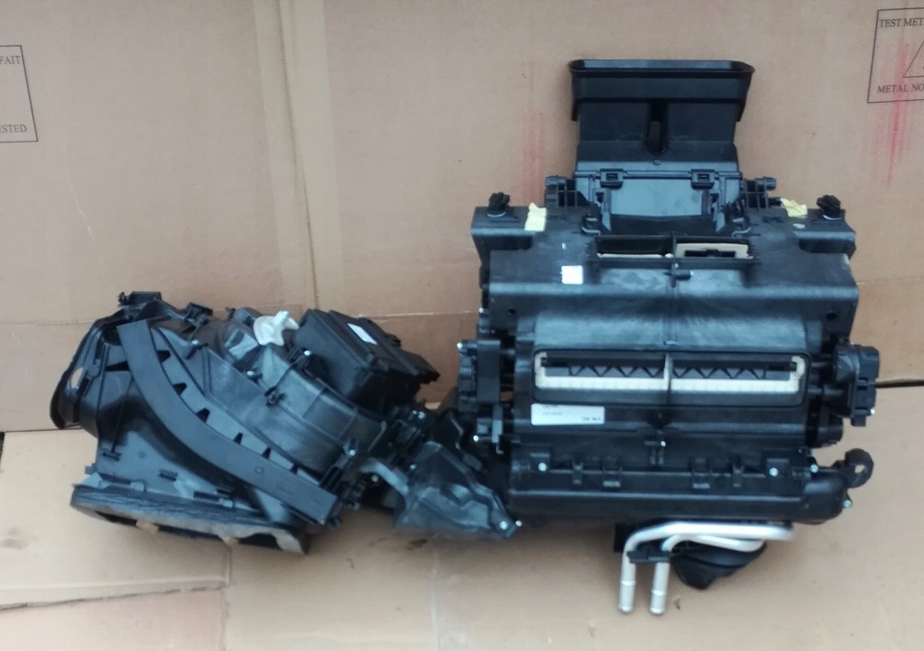 фото №1, Audi q7 4m q8 отопитель воздуходувка 4n1820001q