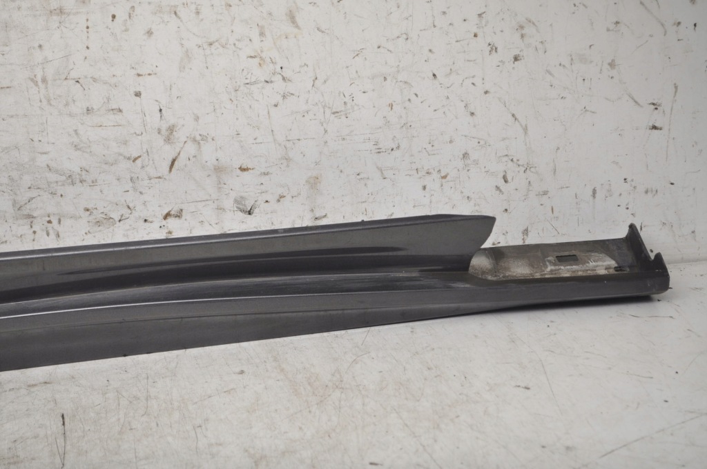 Купити Ford focus mk4 накладка поріг ліва