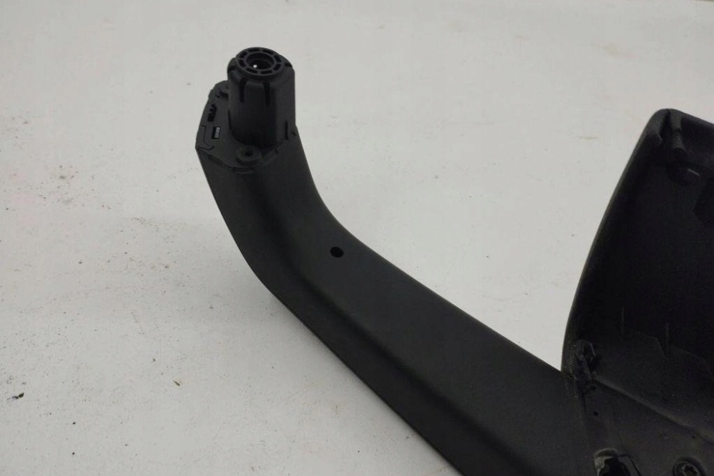 фото №12, Молдинг декоративна обшивка передніх правих двері audi q5 8r 80a867174 2.0l