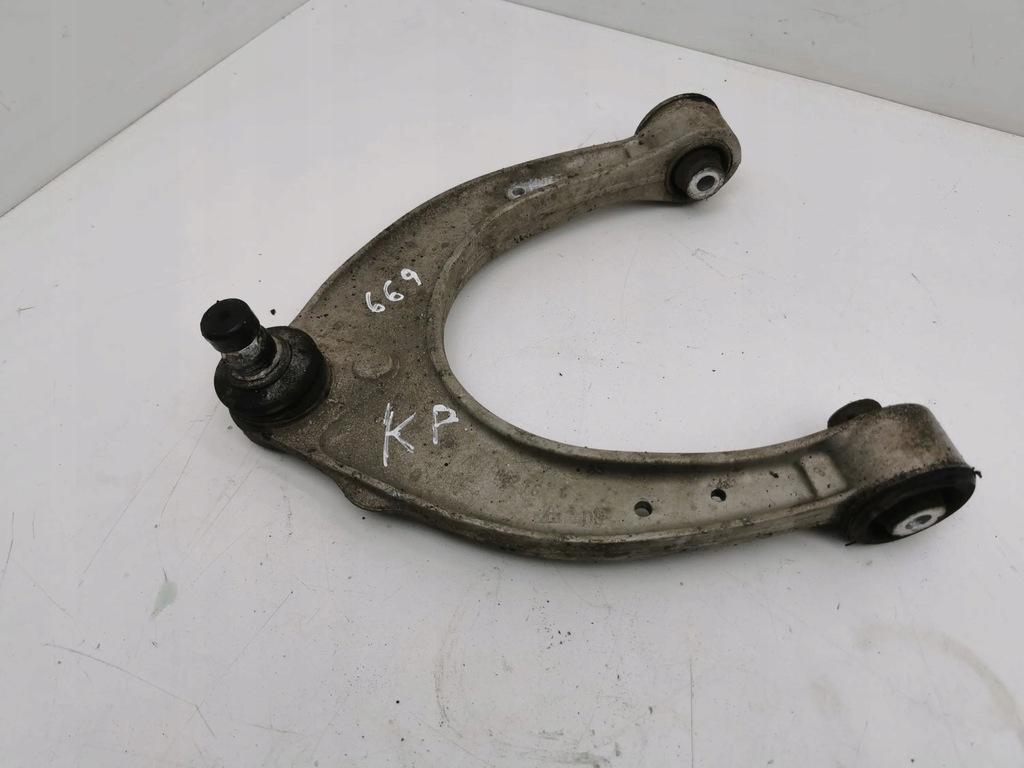 фото №8, Bmw 5 f10 f11 2012 левая сторона верхний рычаг передний