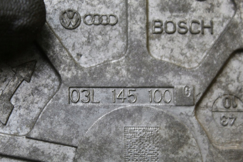 фото №7, Насос вакуум 03l145100g fabia leon ii 1.6 tdi