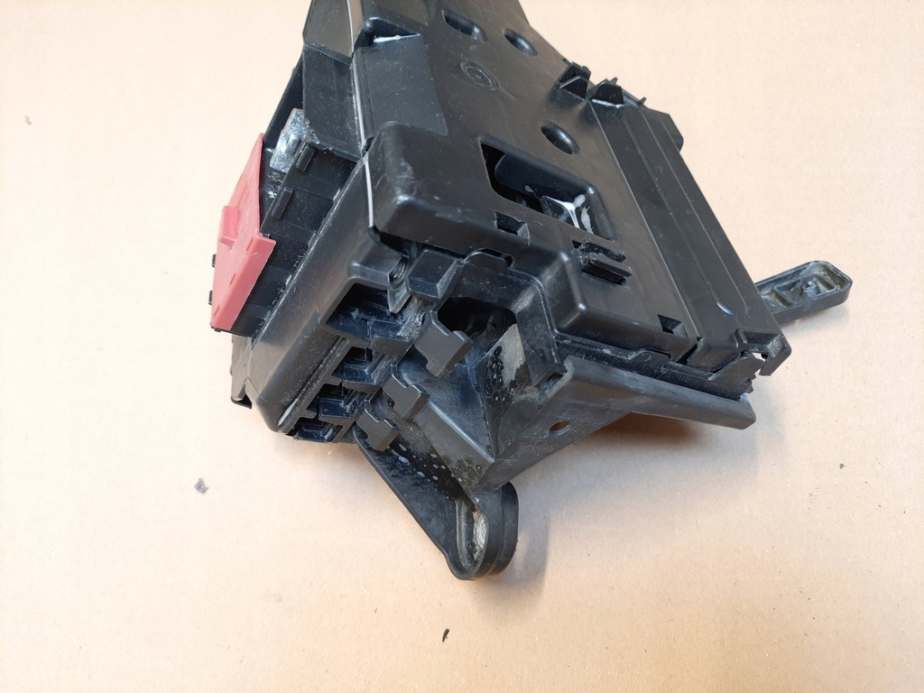 фото №5, Коробка запобіжників mercedes w205 a2055402250