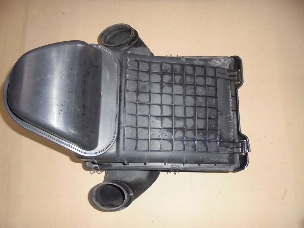 фото №1, Корпус фільтра повітря maserati quattroporte 06