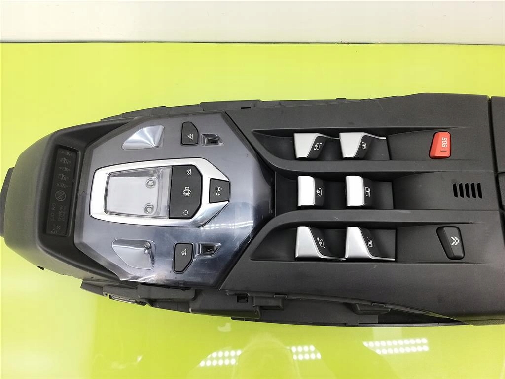 Купить Полка кровельная бардачок освещение citroen ds5 2011-2015 9678259777 оригинал