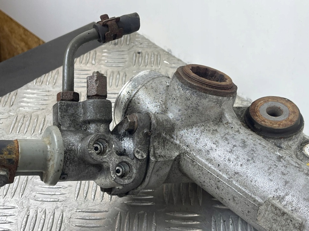 фото №9, 2015 lexus lx 570 рулевая рейка 8001660an