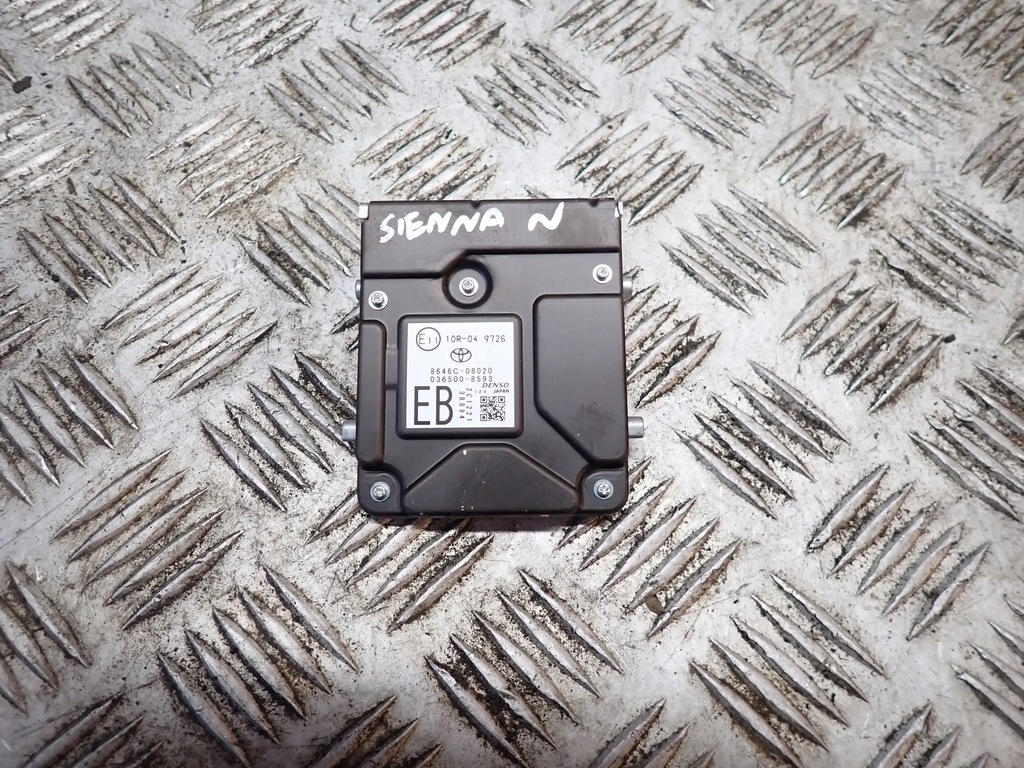 фото №1, Камера стекло передняя поперечина движения toyota sienna 2021