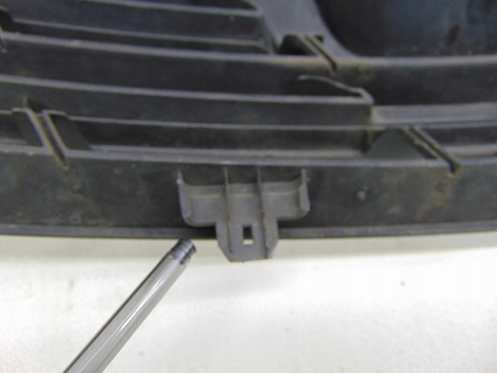 фото №8, Решітка радіатора решітка радіатора renault trafic iii 623108673r