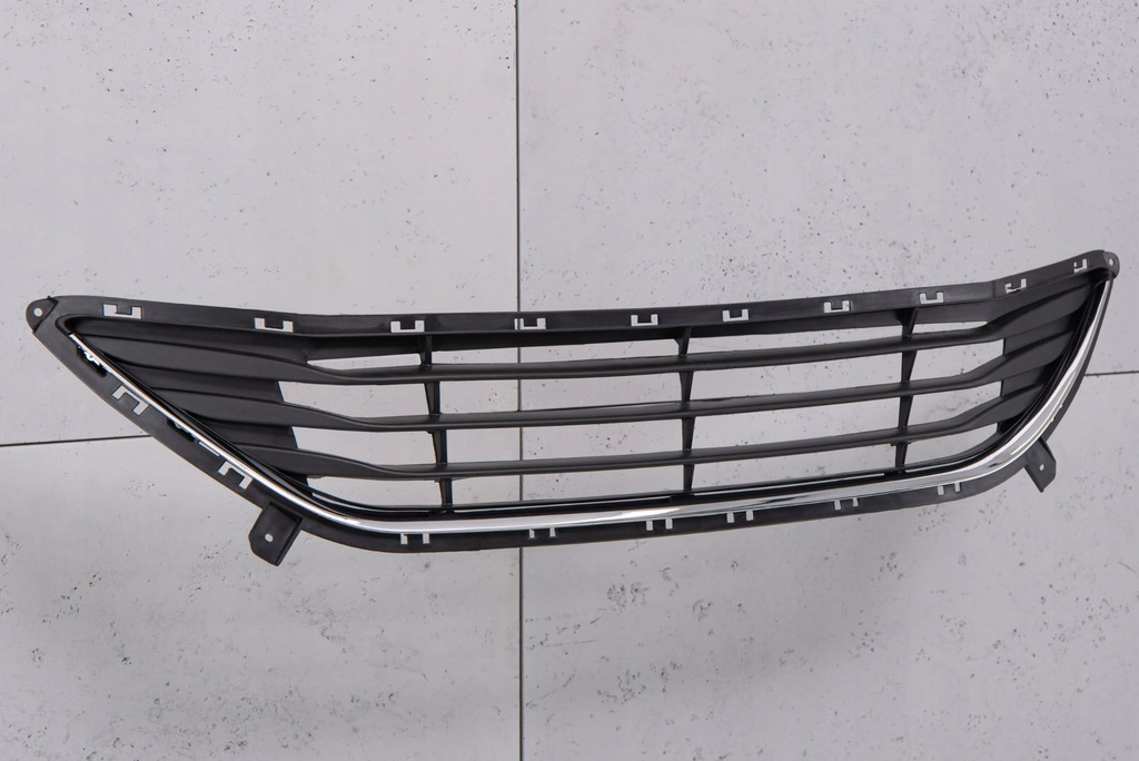 фото №8, Hyundai elantra v md 2010-2013 решётка бампера средняя 865603x000